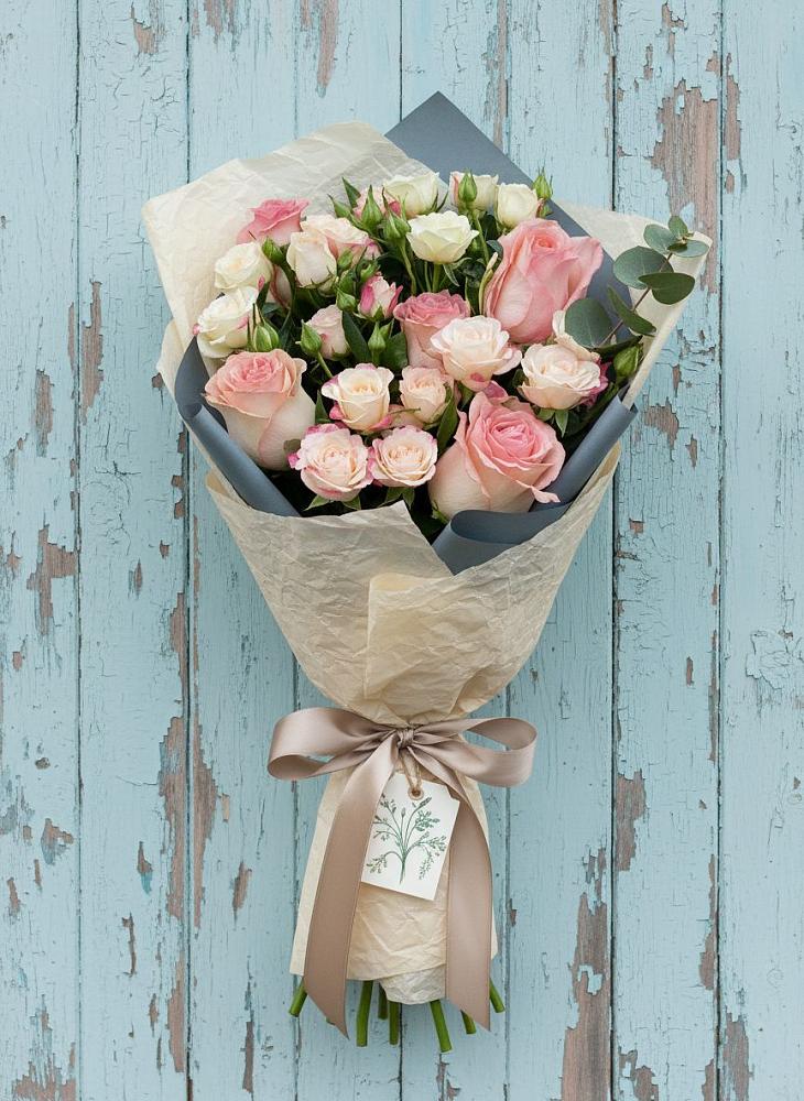 Букет цветов из: Розы в Приобье