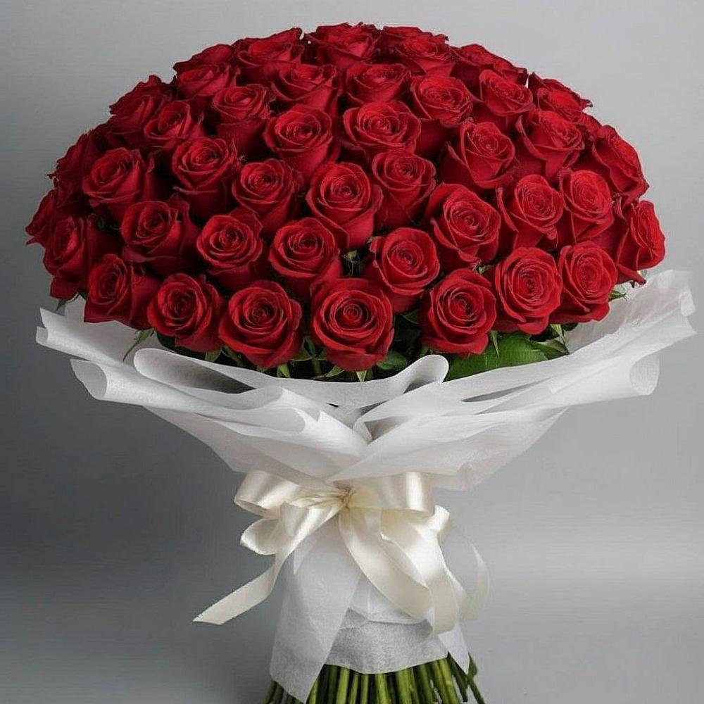 Букет 101 Красная роза Блэк Мэджик в Приобье