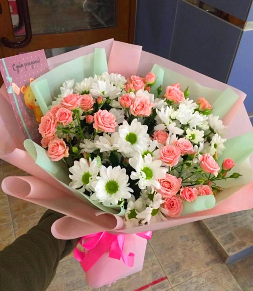 Букет цветов из: Розы и Хризантемы в Приобье