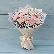 Букет цветов из:  Гвоздики в Приобье