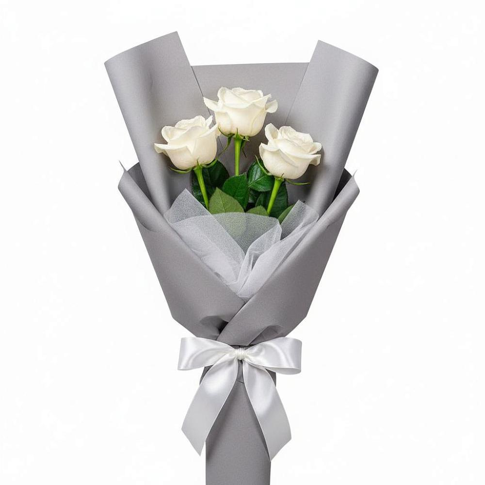 Букет 3 белые розы в Приобье
