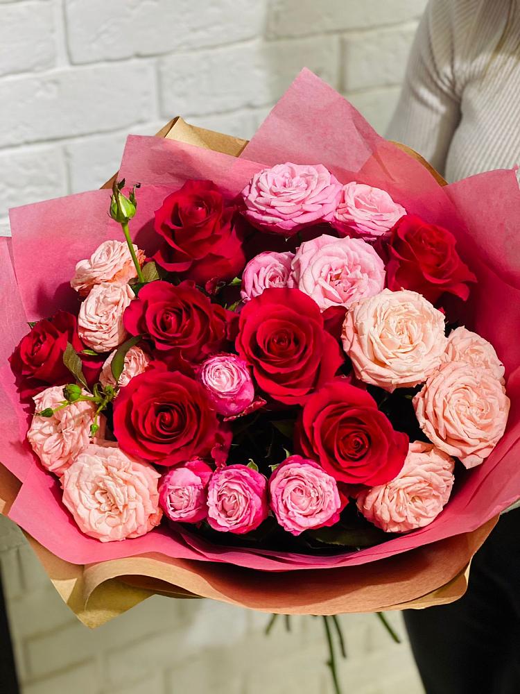 Букет цветов из: Розы в Приобье