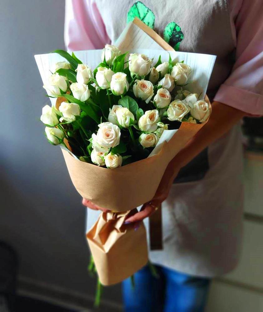 Букет цветов из: Розы в Приобье