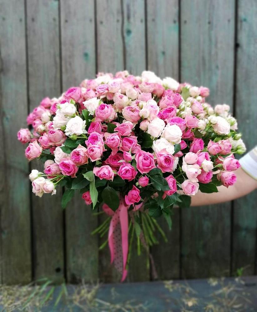 Букет Розовые кустовые розы Натали и Лав Лидия в Приобье