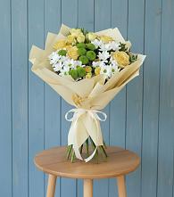 Букет цветов из:  Хризантемы и Розы в Приобье