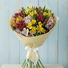 Букет цветов из:  Альстромерии в Приобье