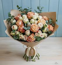 Букет цветов из:  Альстромерии и Розы в Приобье